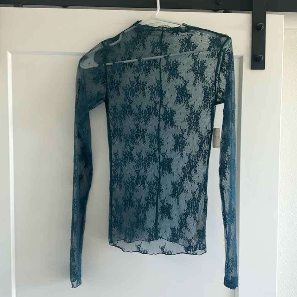 Lady Lux layering top